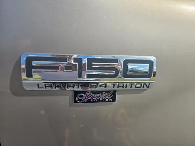 2004 Ford F150 SuperCrew Cab — photo 2