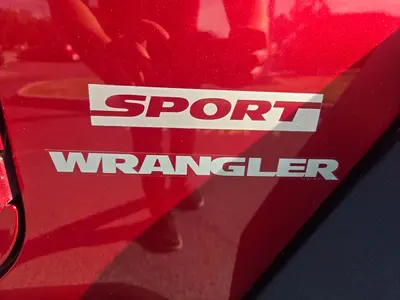 2012 Jeep Wrangler — photo 3