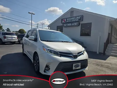 2018 Toyota Sienna Limited Premium Minivan 4D